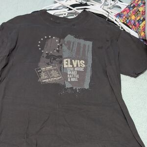 ELVIS Black Elvis Graphic Short Sleeve Tee
